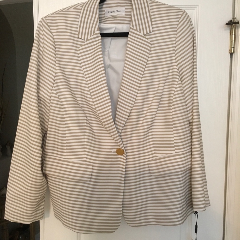 Calvin Klein NWT blazer